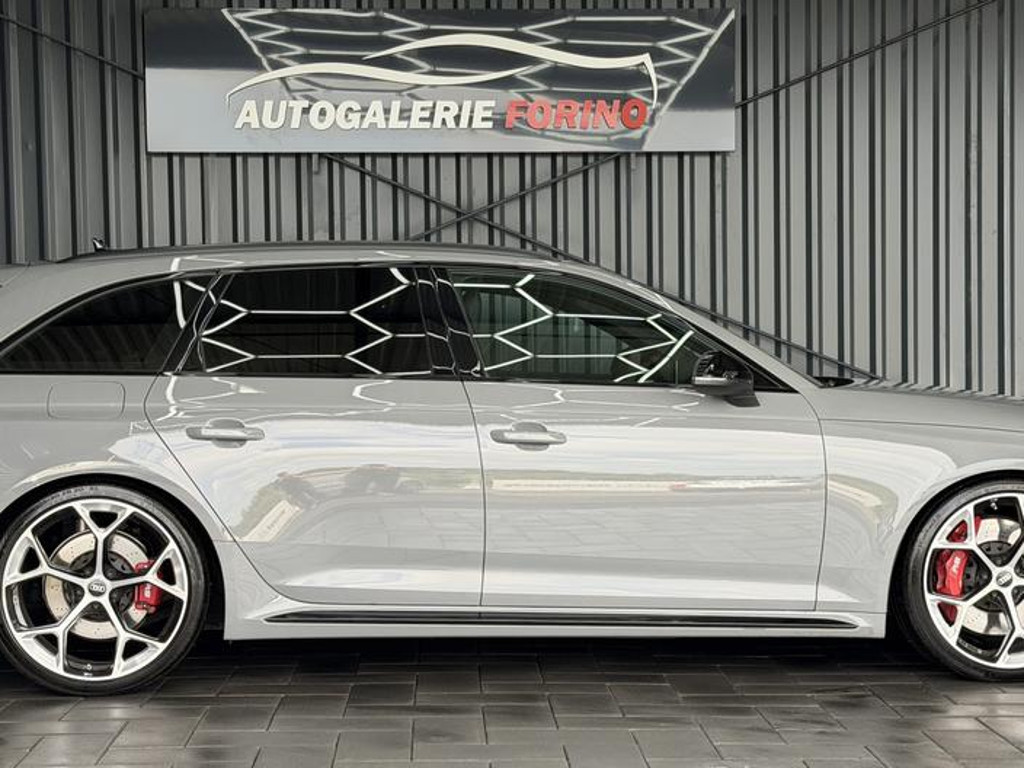 Audi RS4
