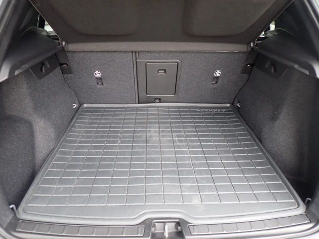 Volvo EX40