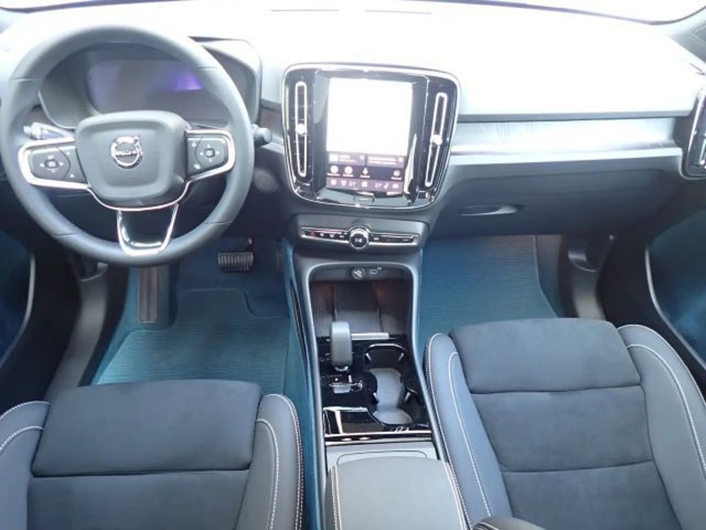 Volvo C40