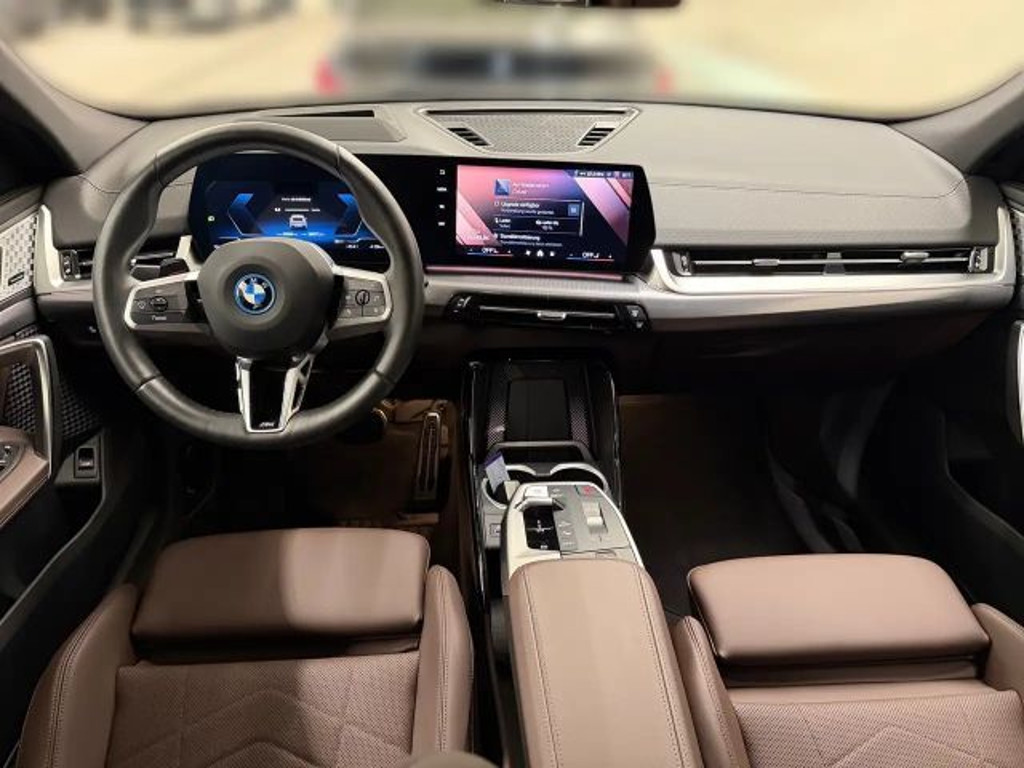 BMW iX2