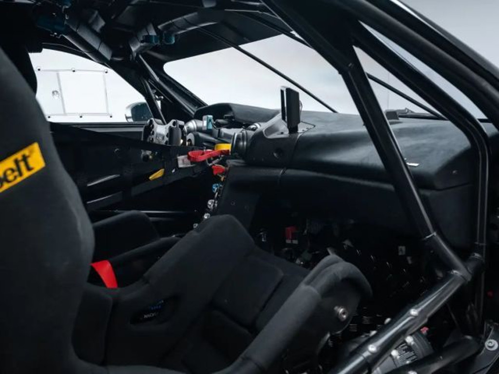 Ferrari 296