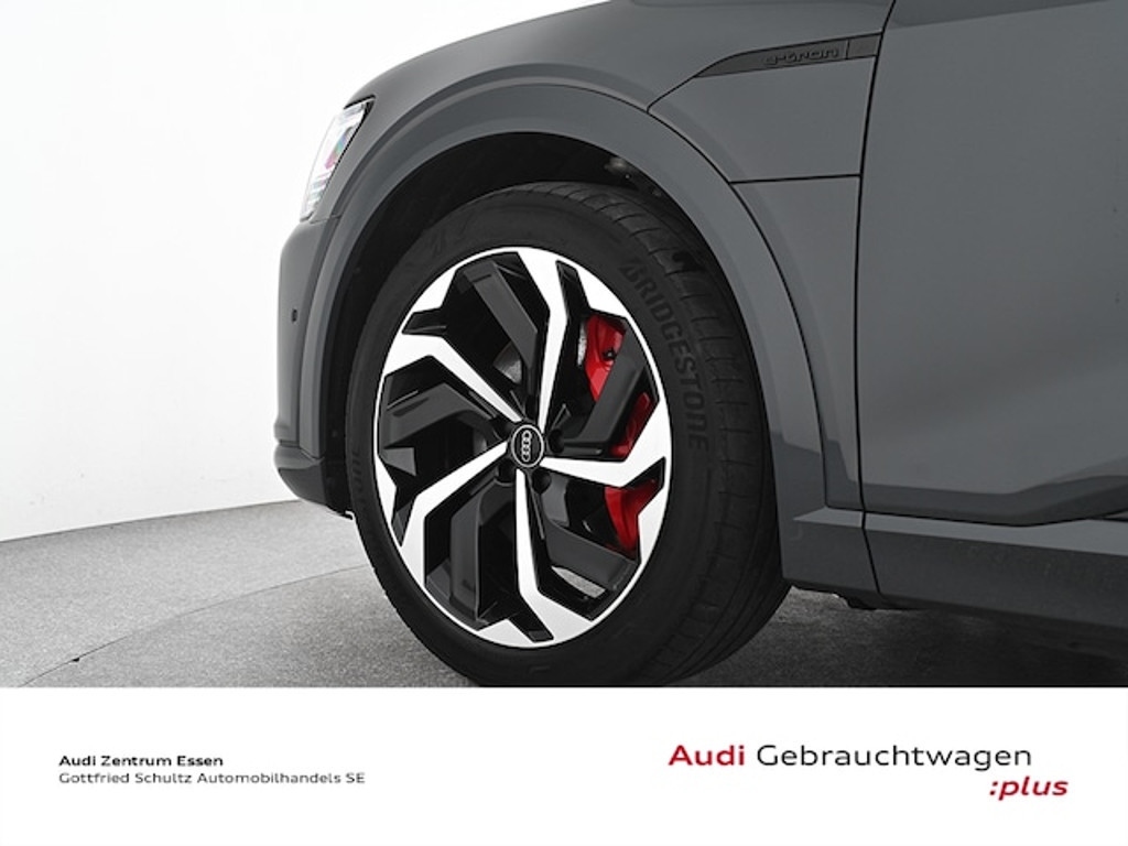 Audi Q8 e-tron