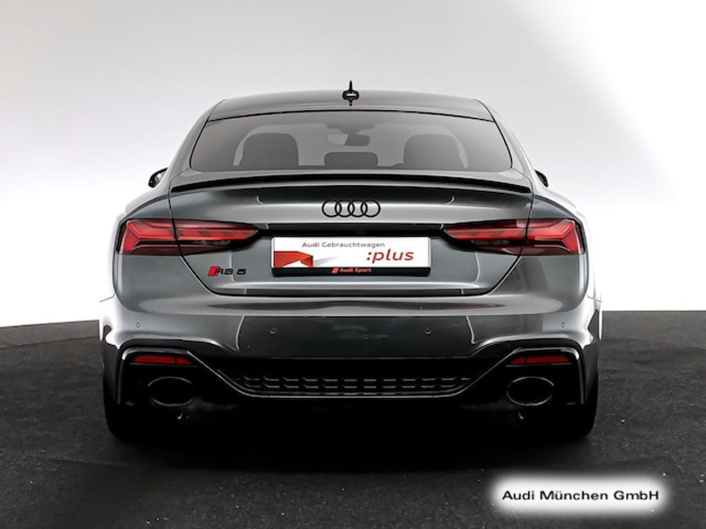 Audi RS5