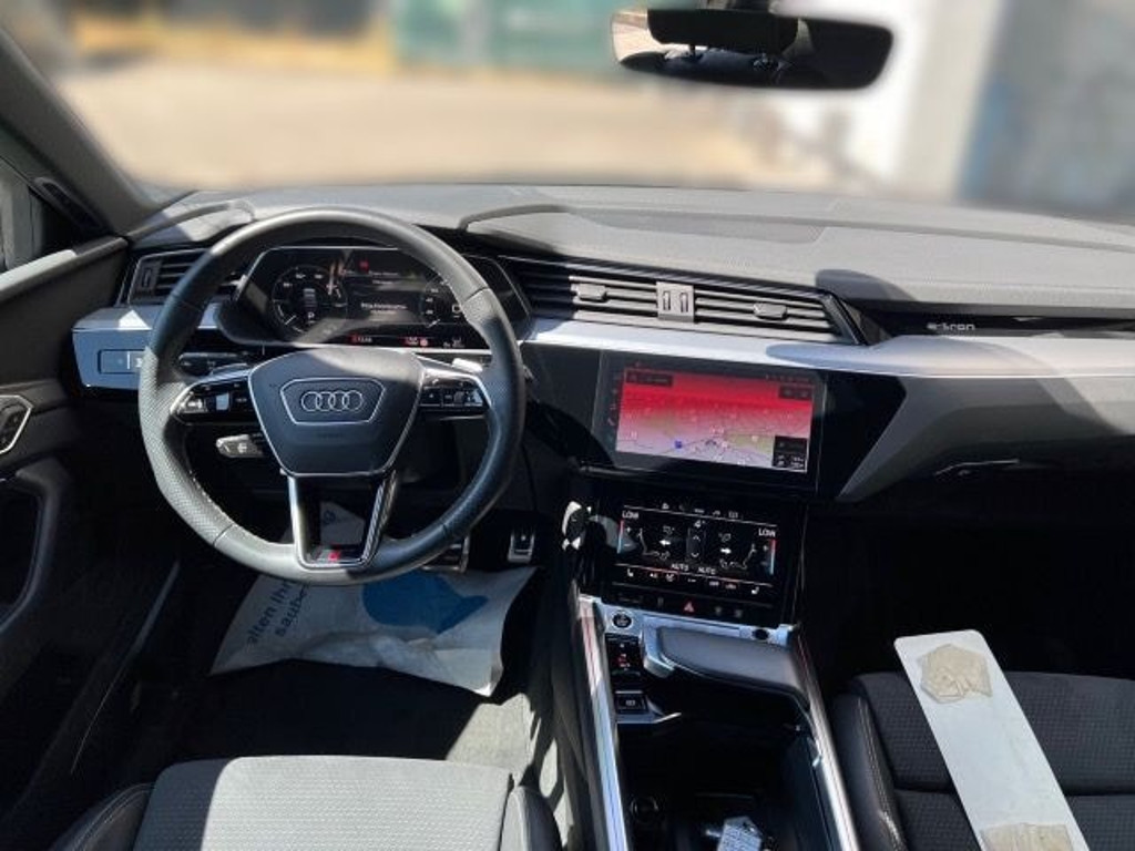 Audi Q8 e-tron