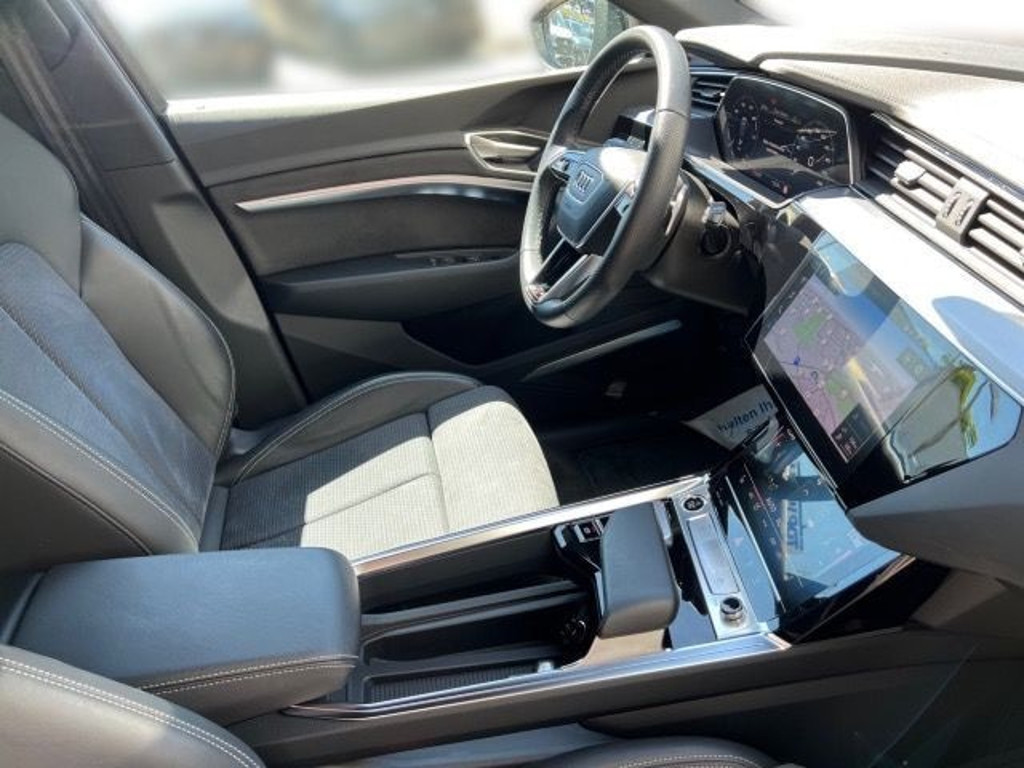 Audi Q8 e-tron