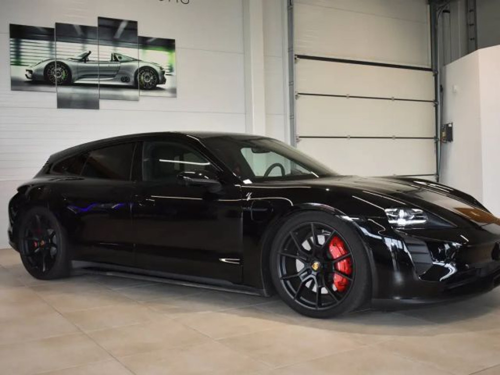 Porsche Taycan