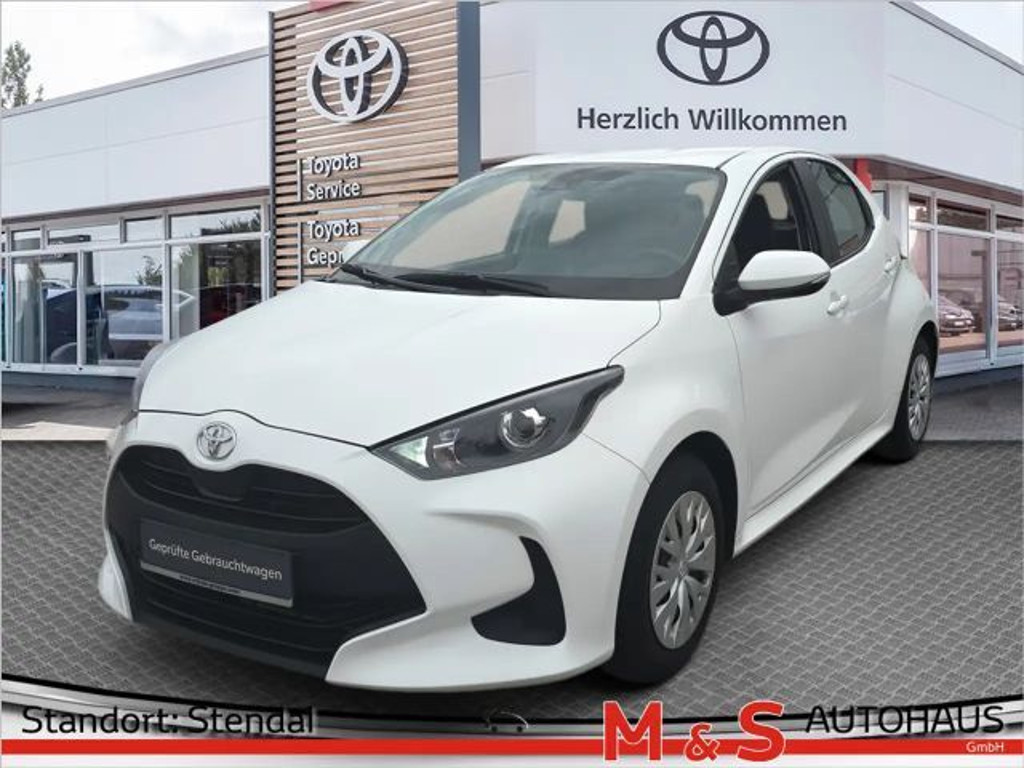 Toyota Yaris 1.0 VVT-i Basis