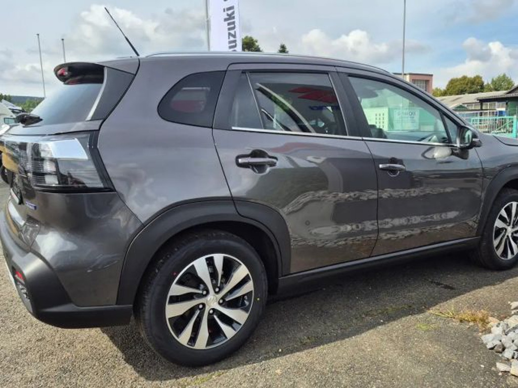 Suzuki S-Cross