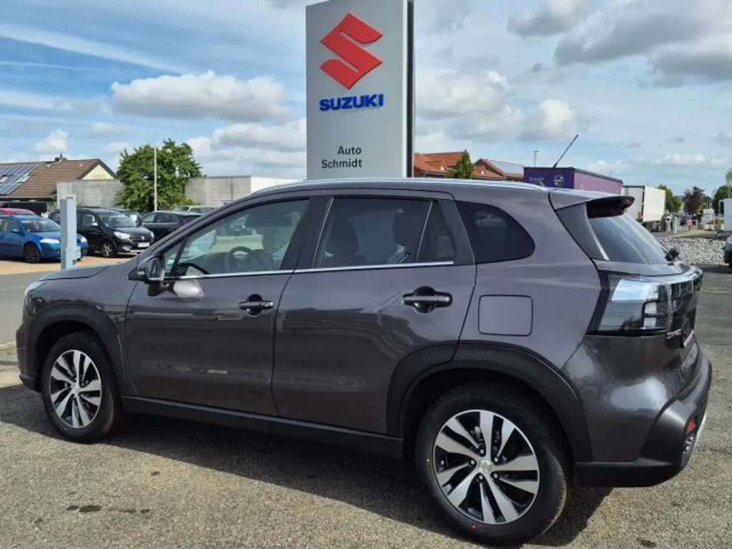 Suzuki S-Cross
