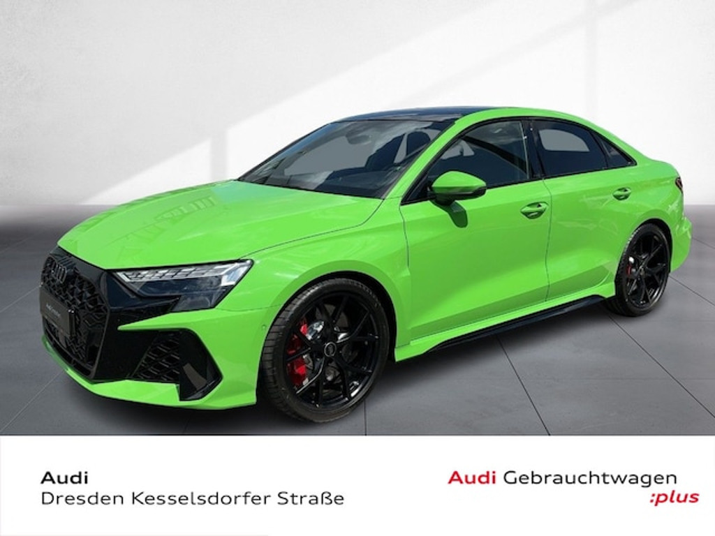 Audi RS3 Sedan Quattro S-Tronic