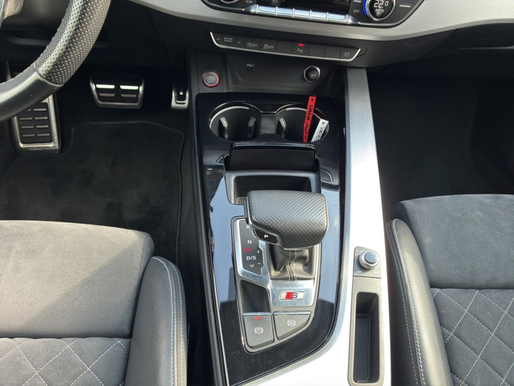 Audi S4
