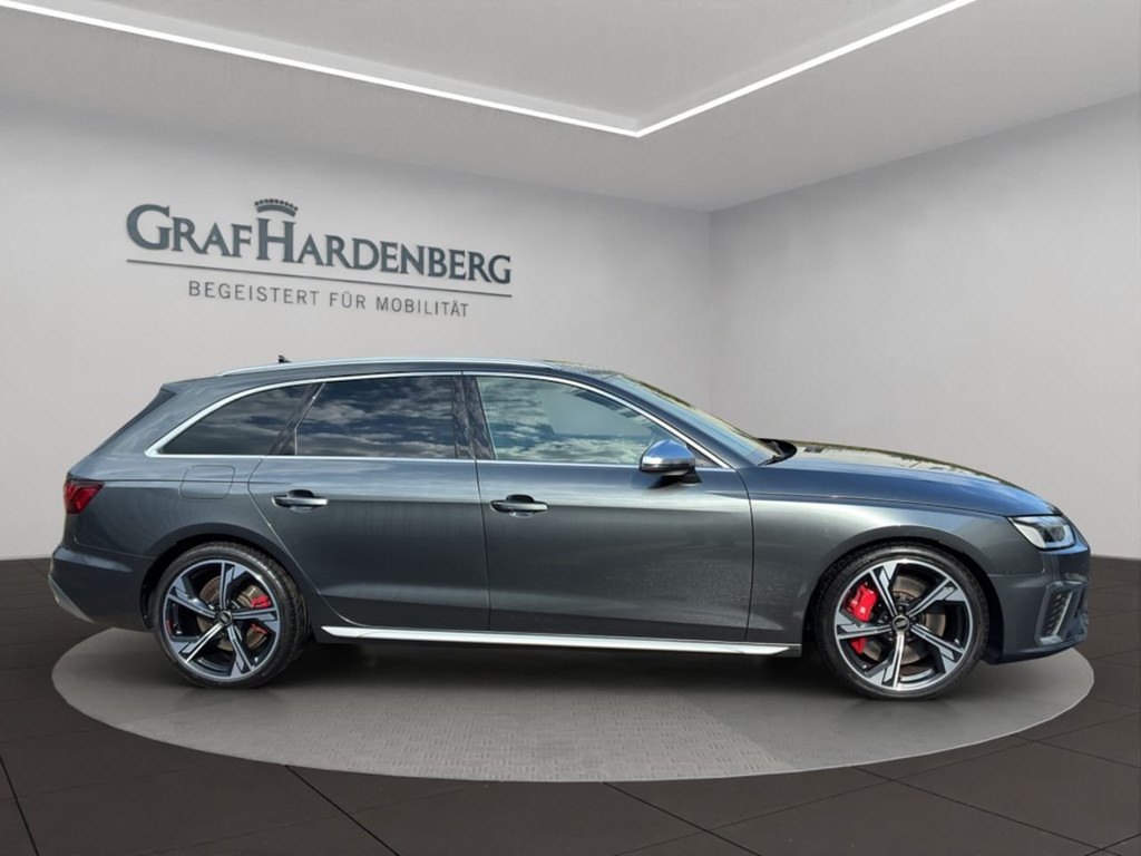 Audi S4