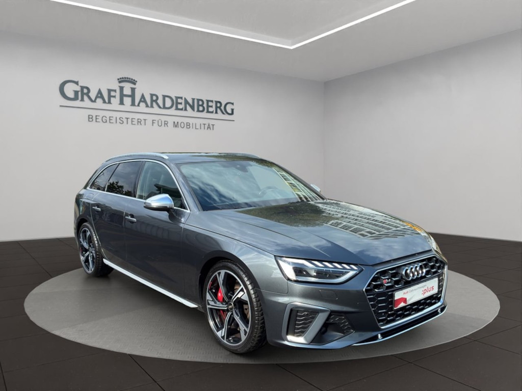 Audi S4