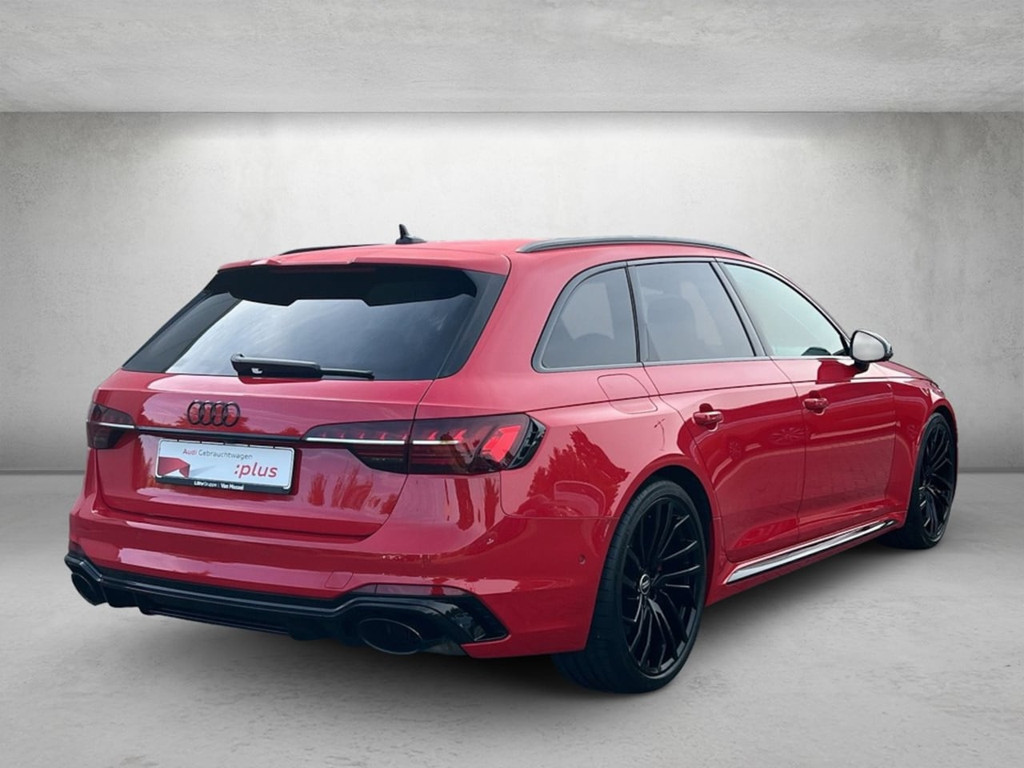 Audi RS4