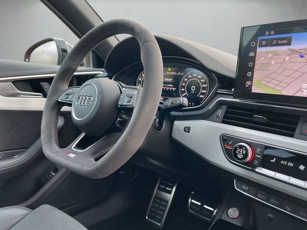 Audi RS4