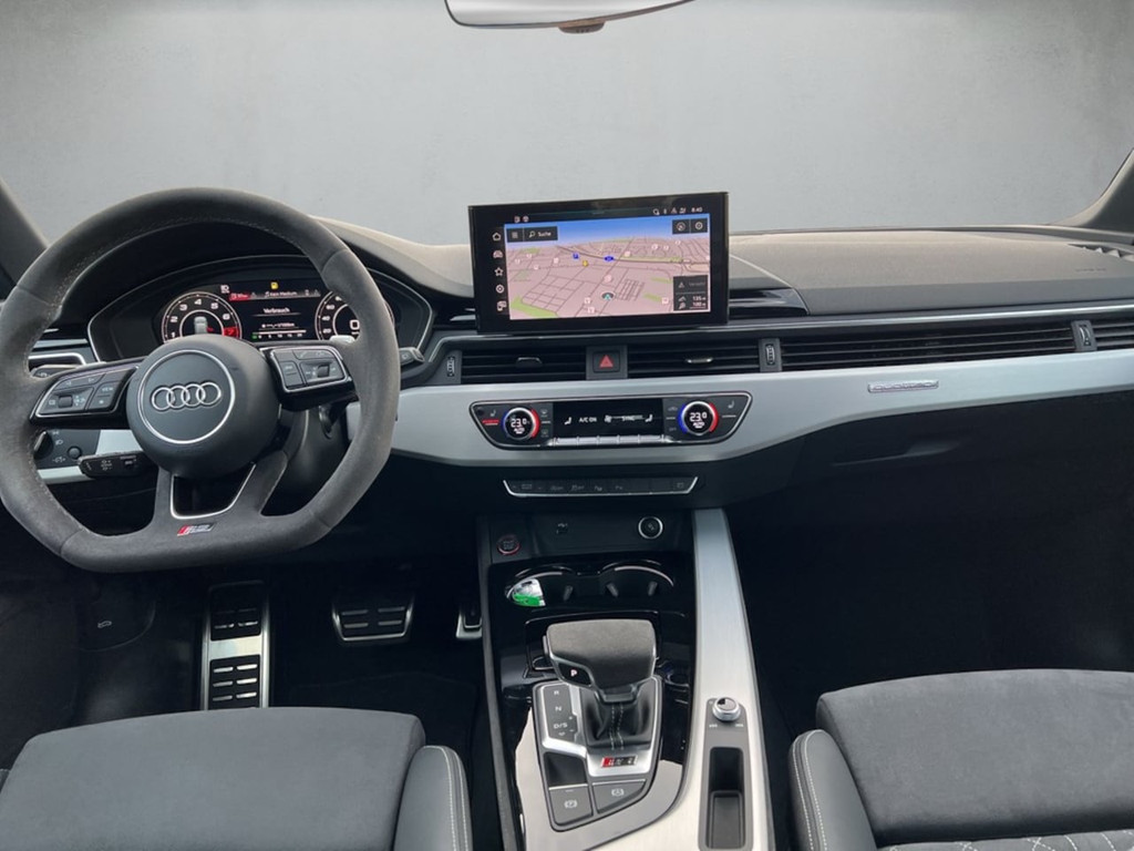 Audi RS4