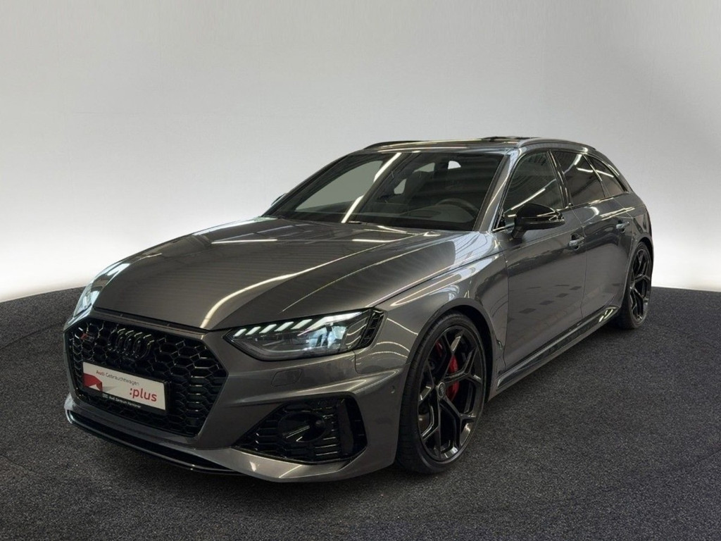 Audi RS4