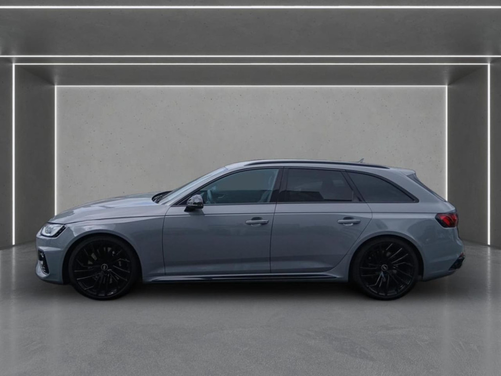 Audi RS4
