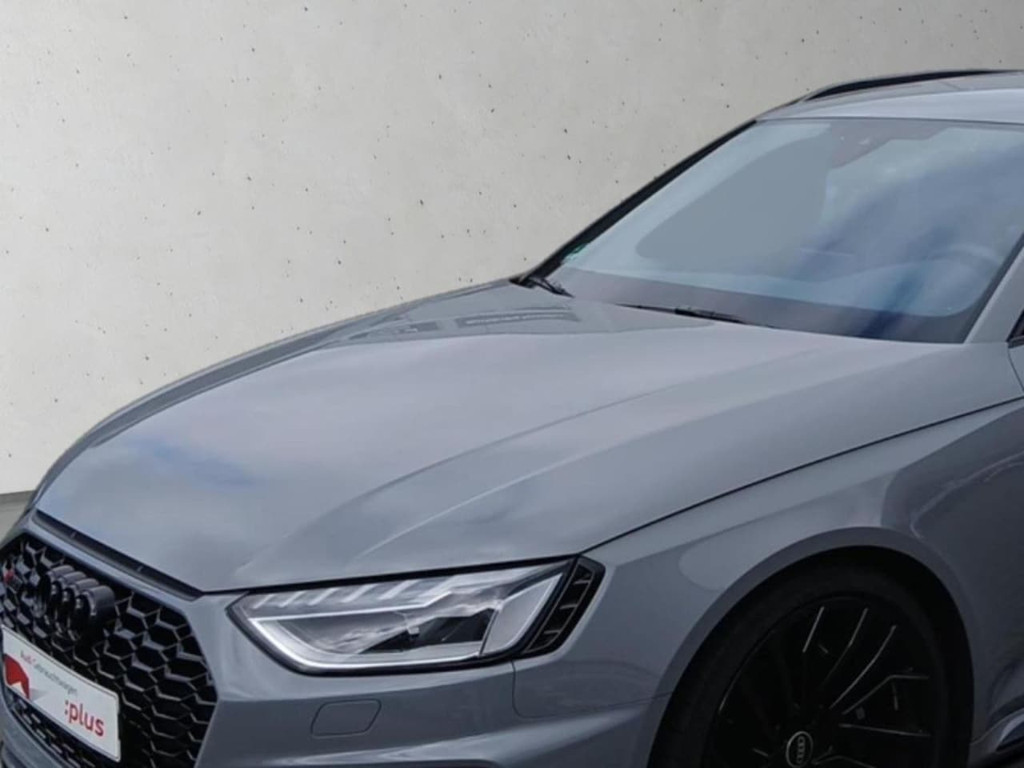 Audi RS4