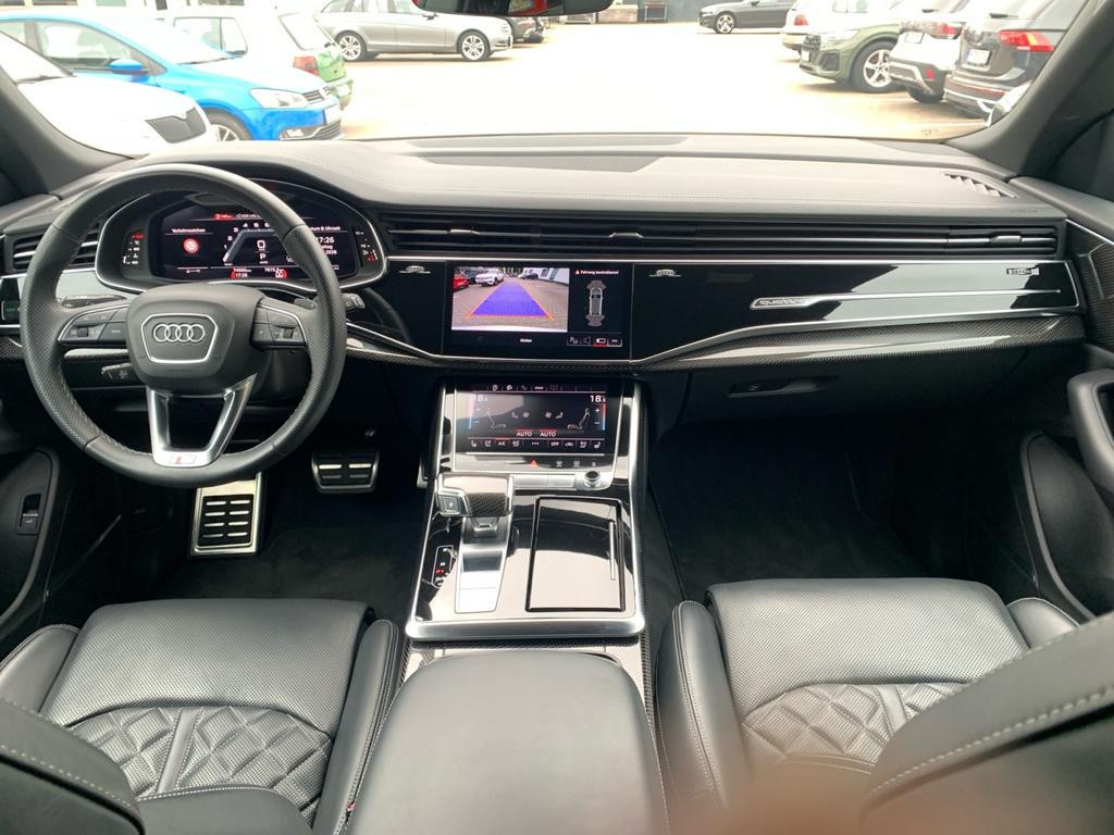 Audi SQ8