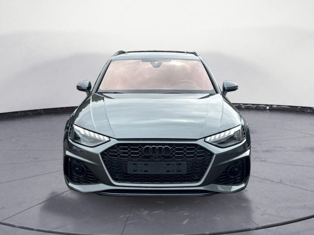 Audi RS4