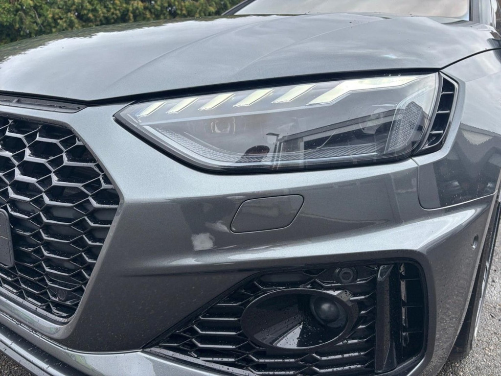 Audi RS4