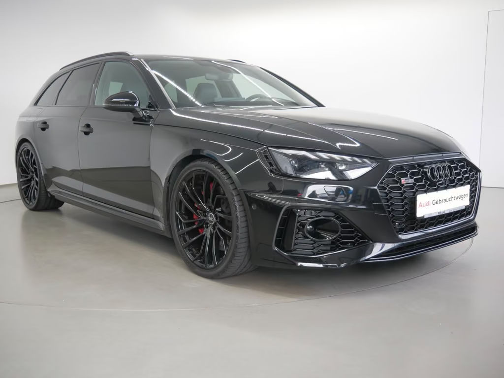 Audi RS4