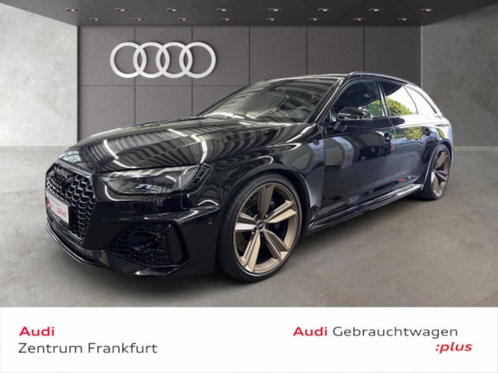 Audi RS4 Avant Quattro