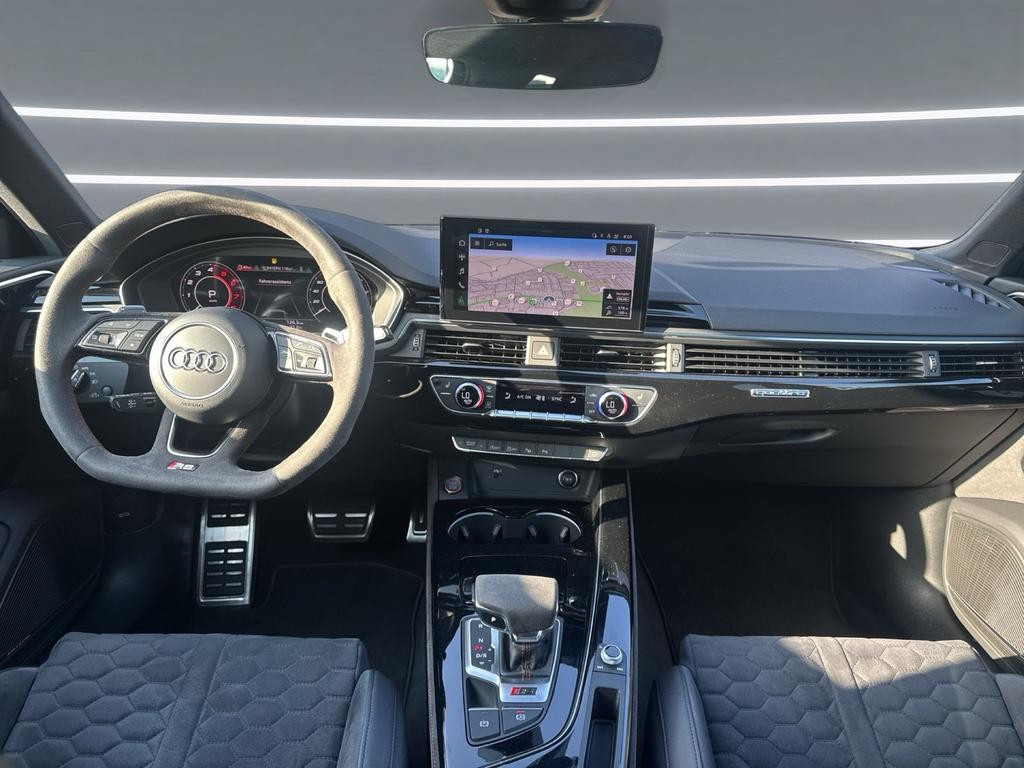 Audi RS4