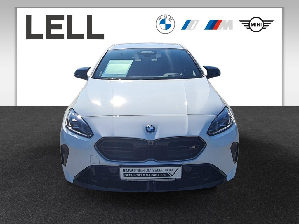 BMW M235