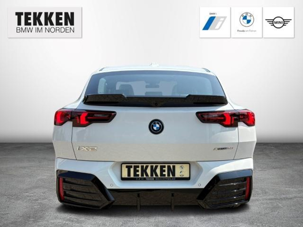 BMW iX2