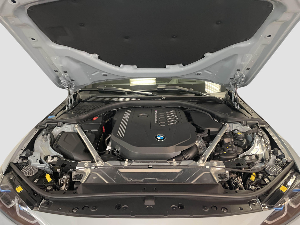 BMW M440