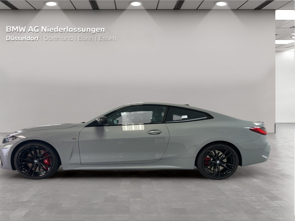BMW M440