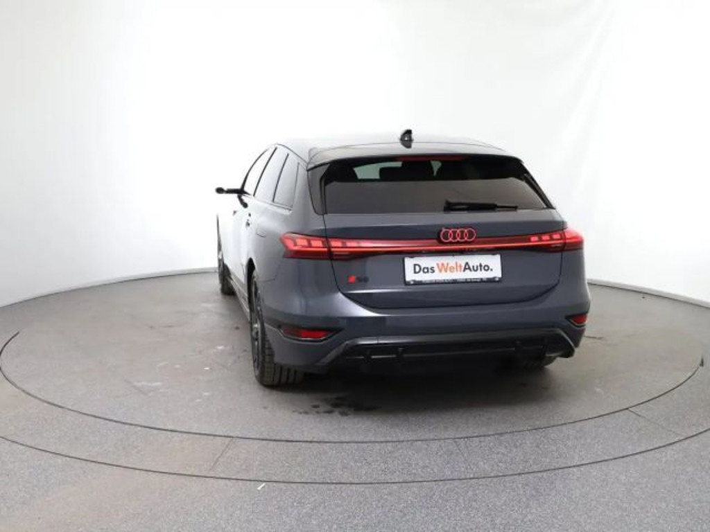 Audi S6 e-tron