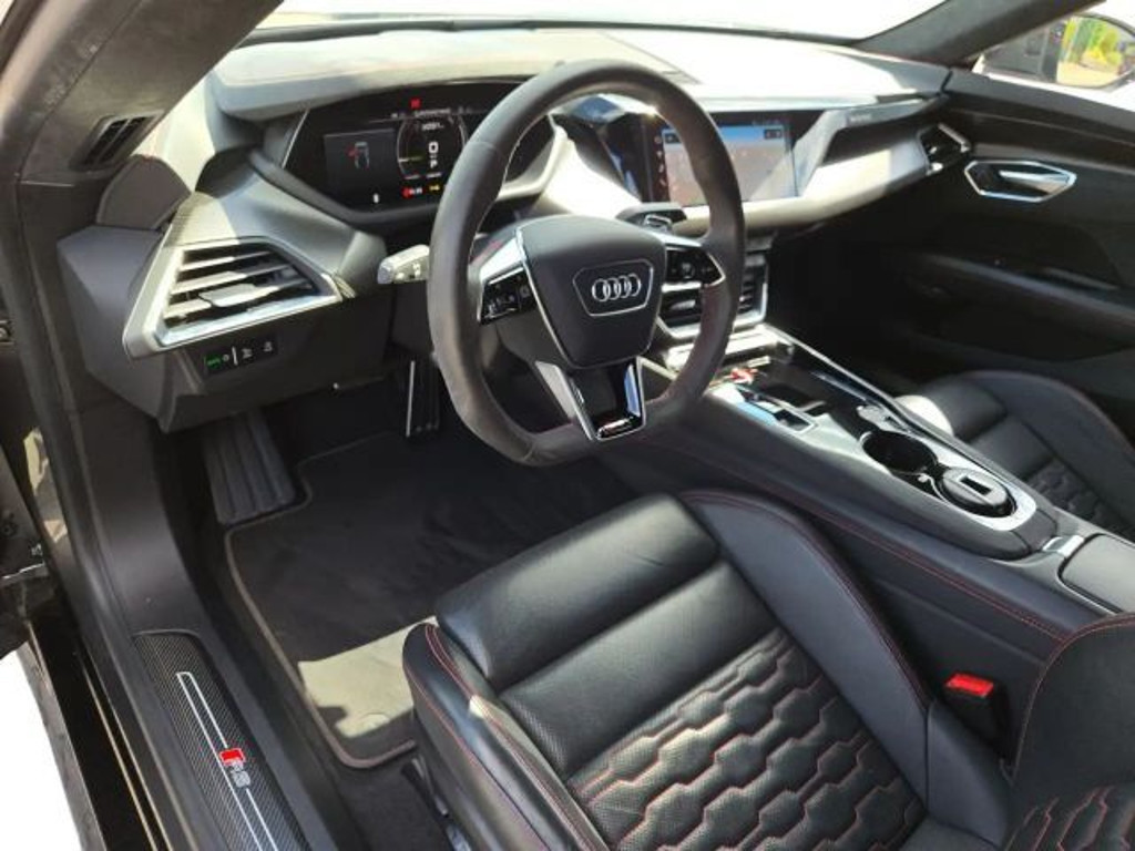 Audi RS e-tron GT