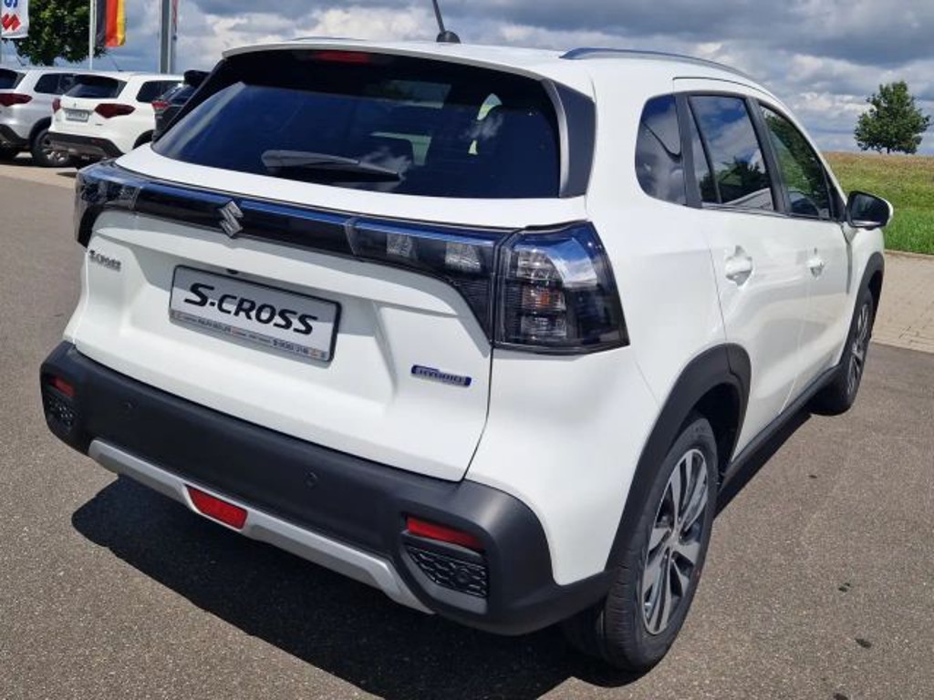 Suzuki S-Cross