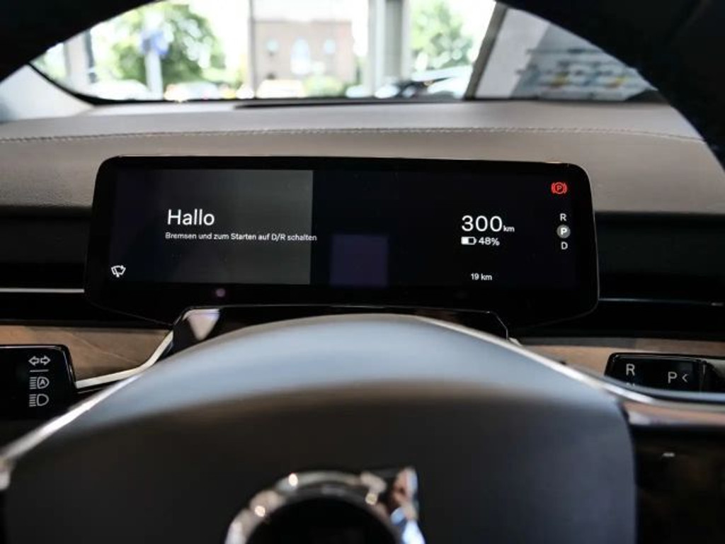 Volvo EX90