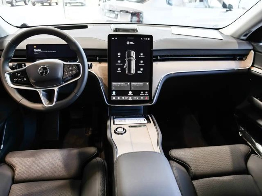 Volvo EX90