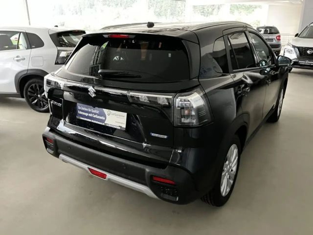 Suzuki S-Cross