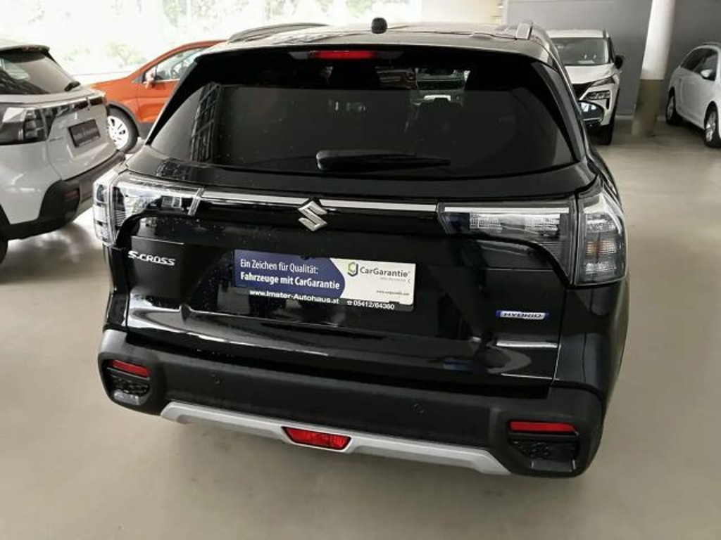 Suzuki S-Cross