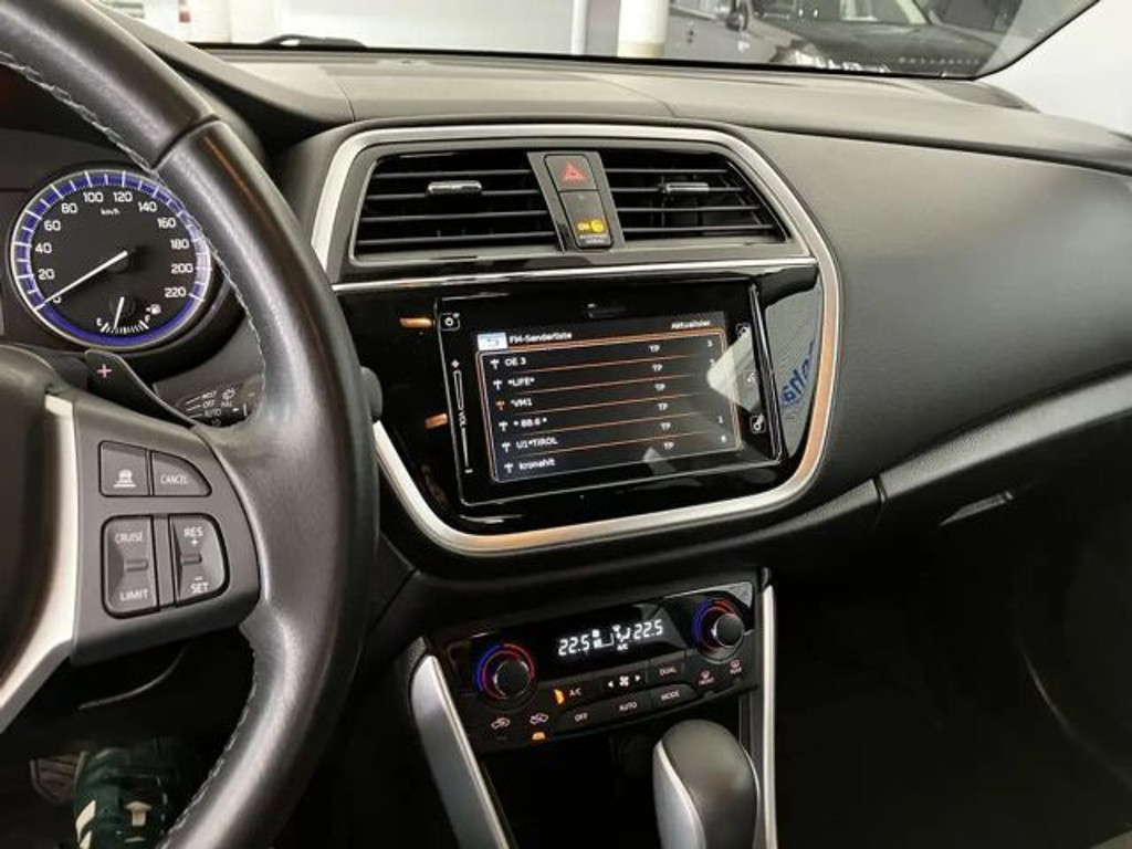 Suzuki SX4 S-Cross