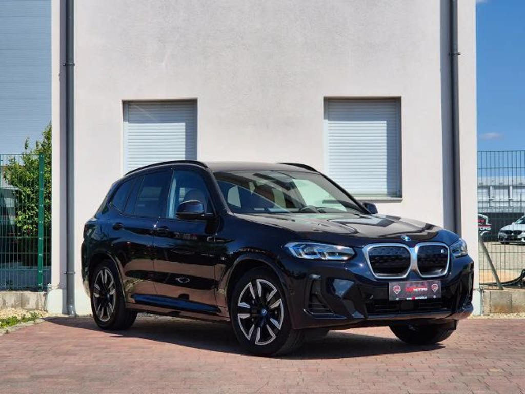 BMW iX3 iX3