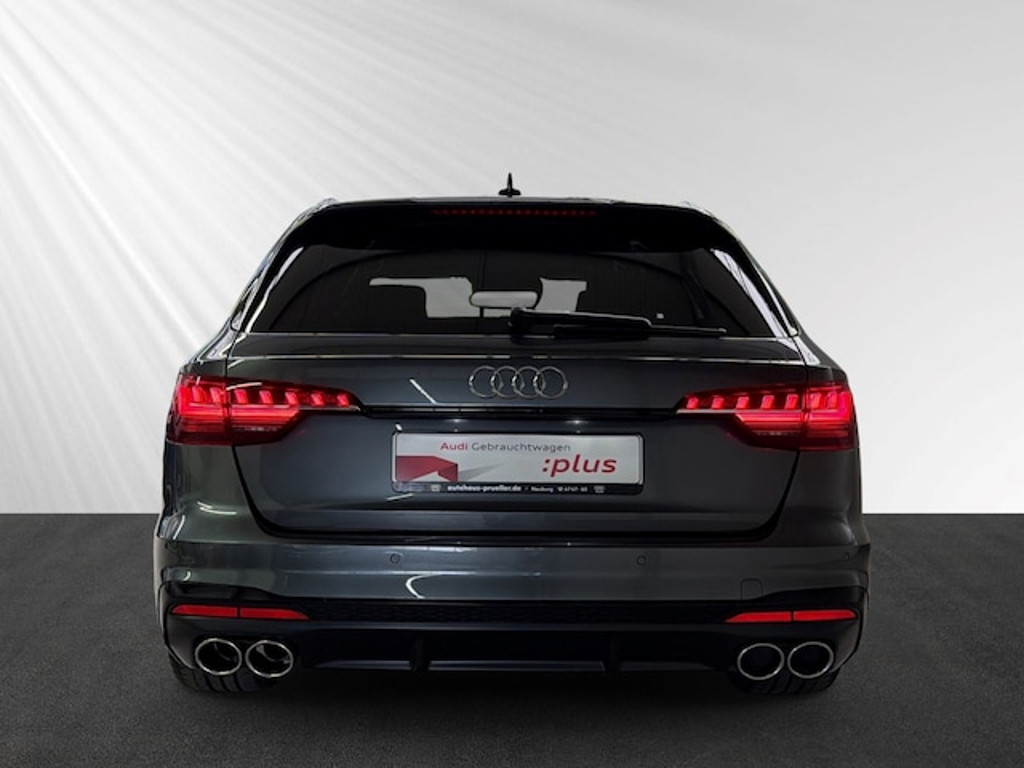 Audi S4
