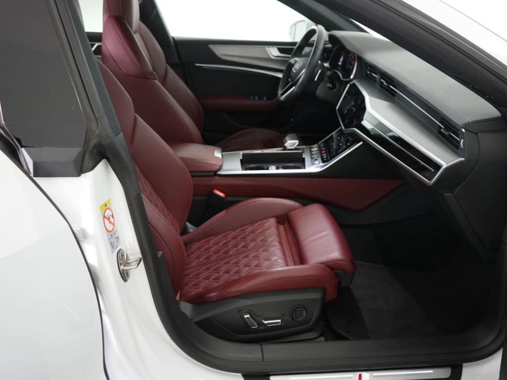 Audi S7