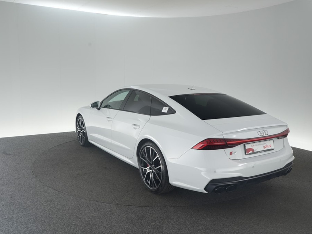 Audi S7