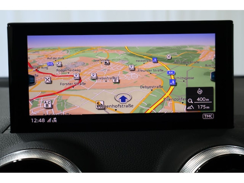 Audi SQ2