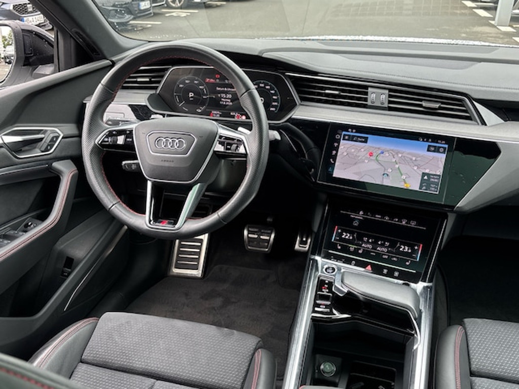Audi Q8 e-tron