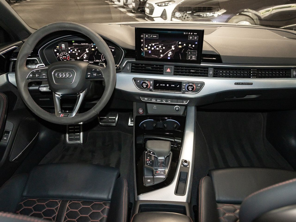 Audi RS4