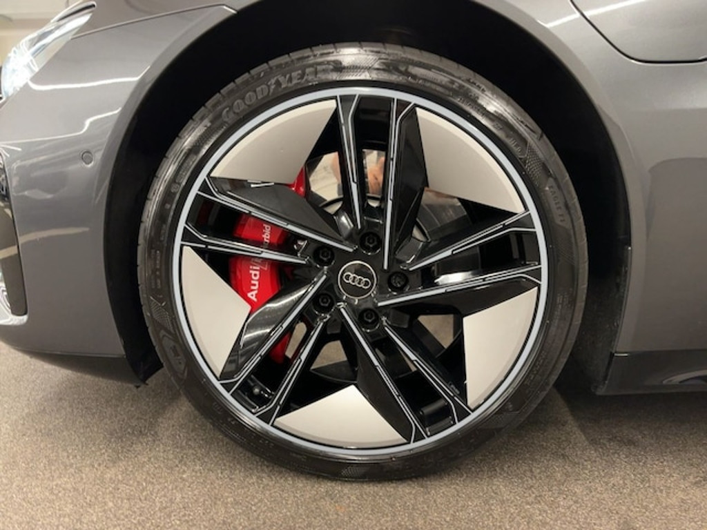 Audi e-tron GT