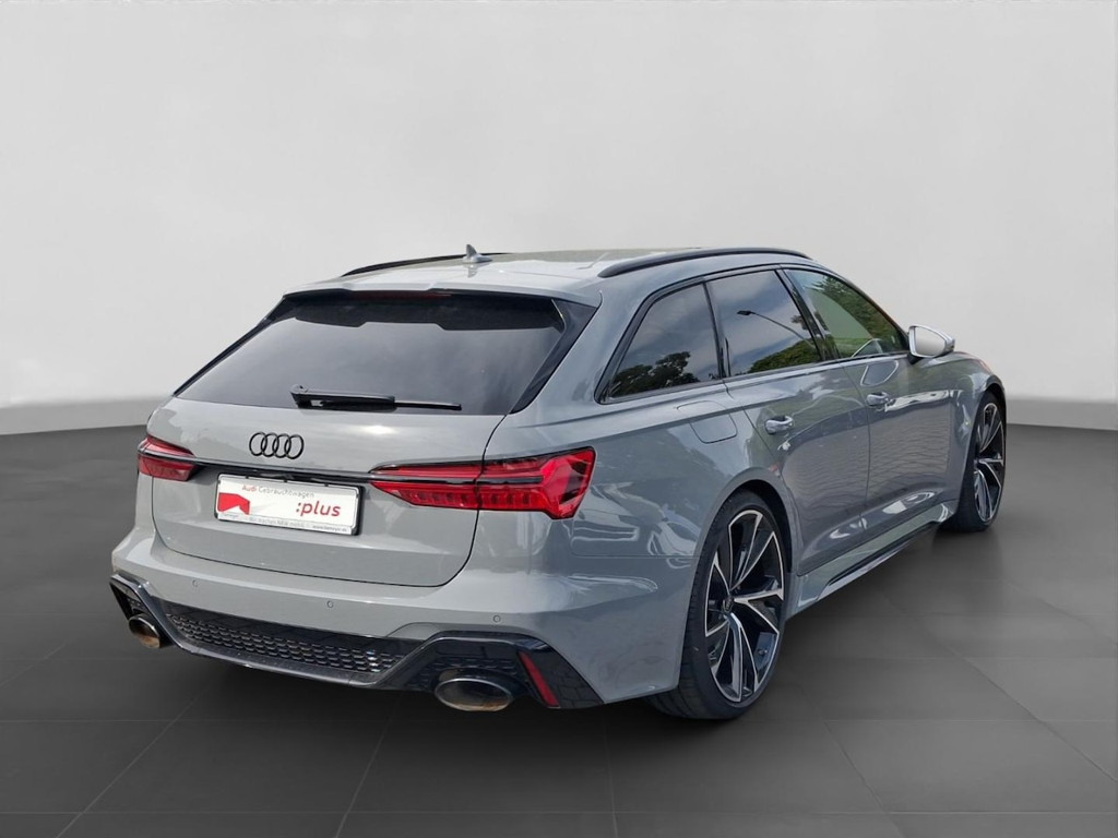 Audi RS6 Avant Quattro